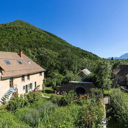 La Grange De Brudour Otel Aspres-les-Corps Dış mekan fotoğraf